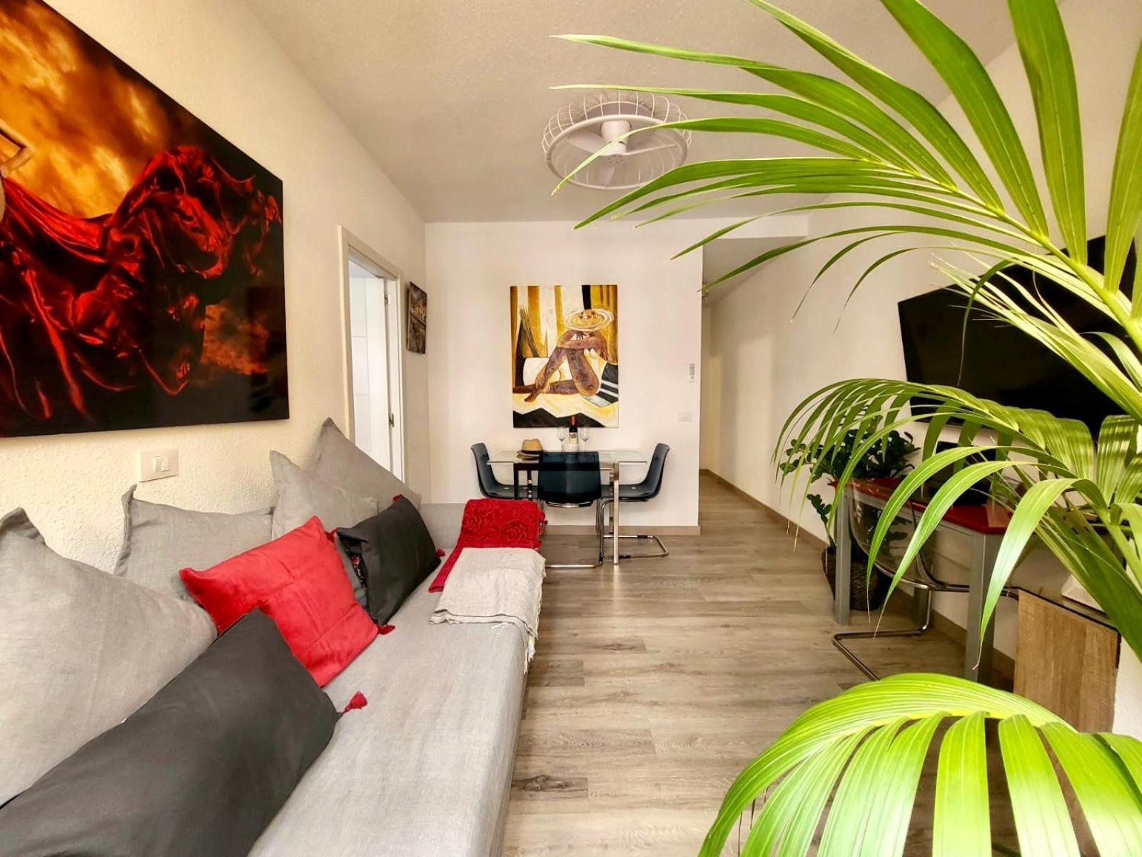 2 Bedrooms Flat 50 Mts Away From Las Canteras Beach Las Palmas de Gran Canária Exterior foto